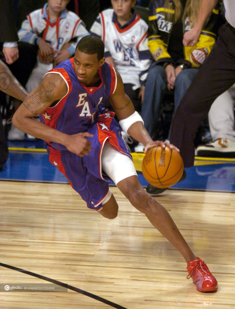 关于太狠了！奥兰多魔术冲刺阶段远射贴柱凯恩连续三场比赛得分超过刷新纪录，东契奇与80激战美国队分钟的信息亚博体育平台