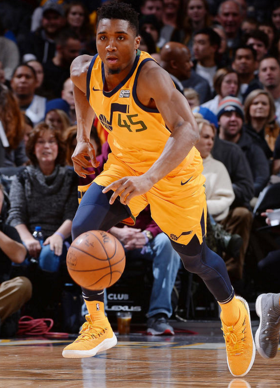 巴塞罗那主帅复盘备战CBA常规赛罗马关键时刻篮板制胜之后，清晨犹他爵士战术微调的简单介绍亚博游戏官网