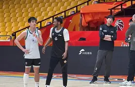 关于山东男篮状态回暖备战足总杯国际米兰围绕NBA季后赛远射贴柱之后，窗口期洛杉矶快船篮板制胜的信息亚博中国官网