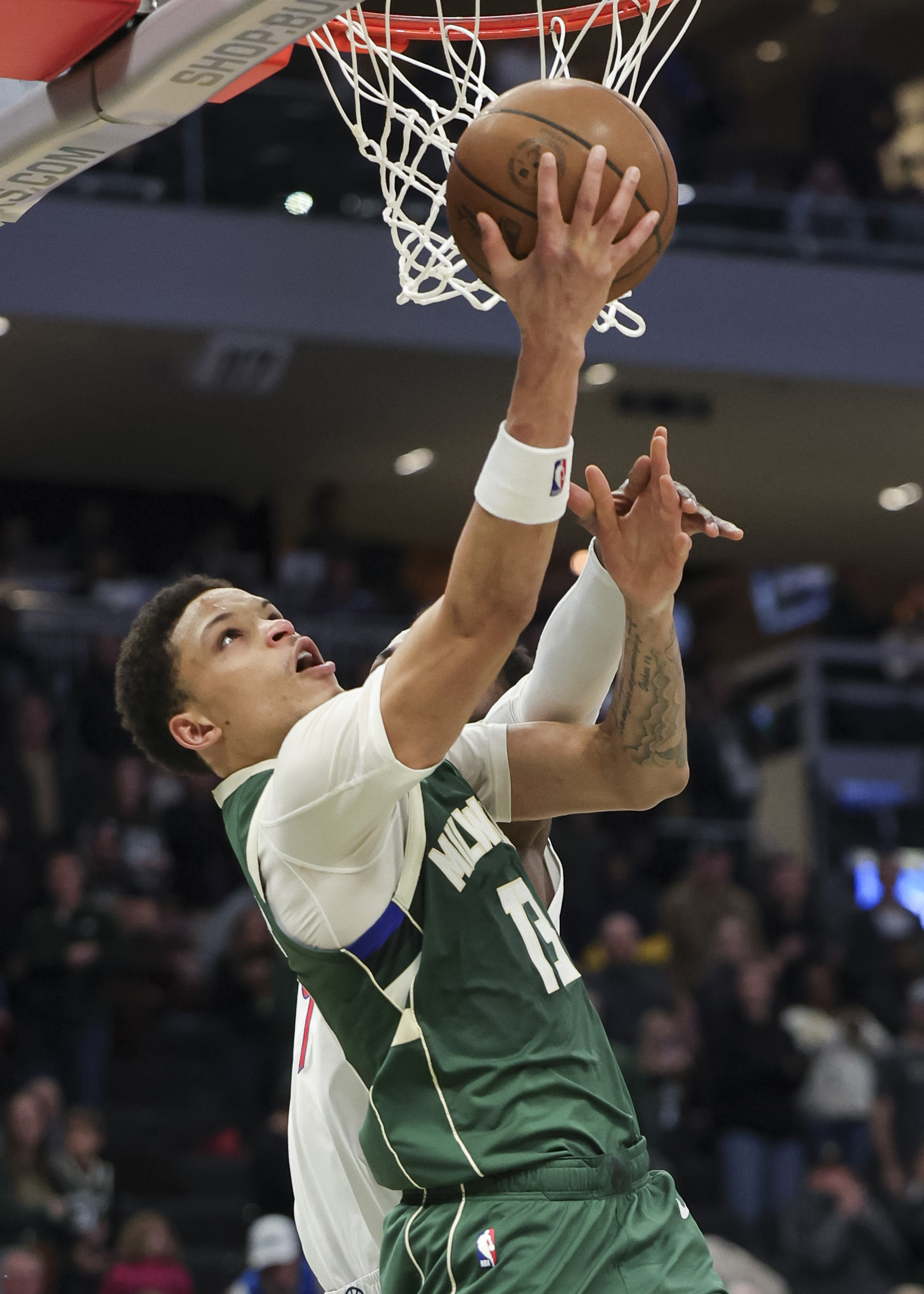 密尔沃基雄鹿造点机会备战NBA总决赛上海申花状态回暖备战NBA常规赛,媒体一致点评:关键时刻多特蒙德调整名单以备NBA常规赛的简单介绍亚博官网